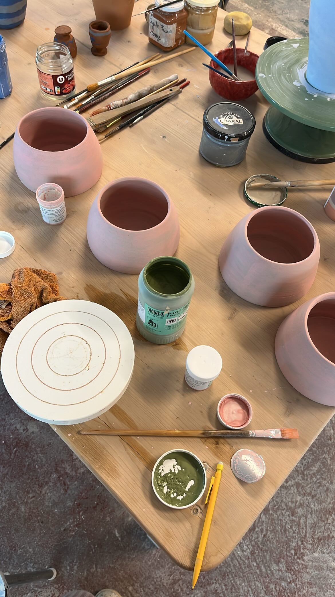 Painting workshop on bowls