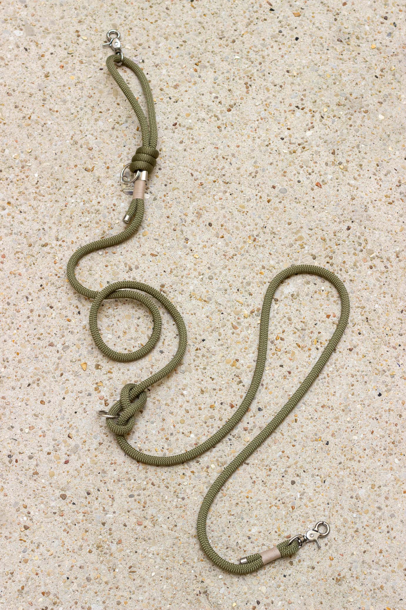 Laisse mains-libres en corde Kaki