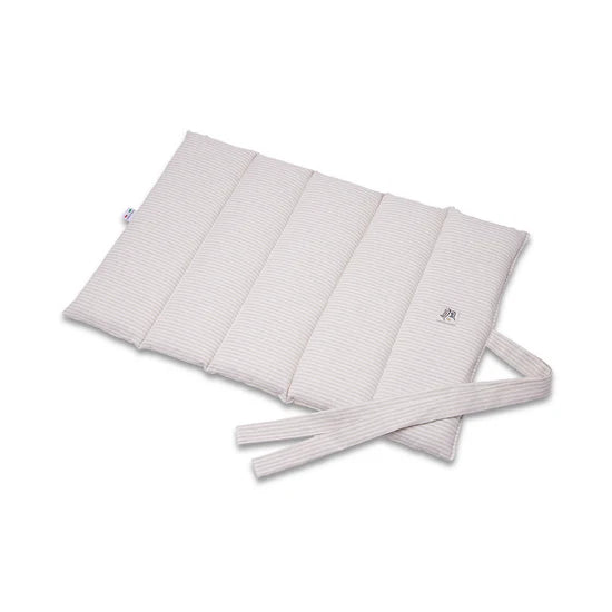 Tapis de voyage à rayures beige