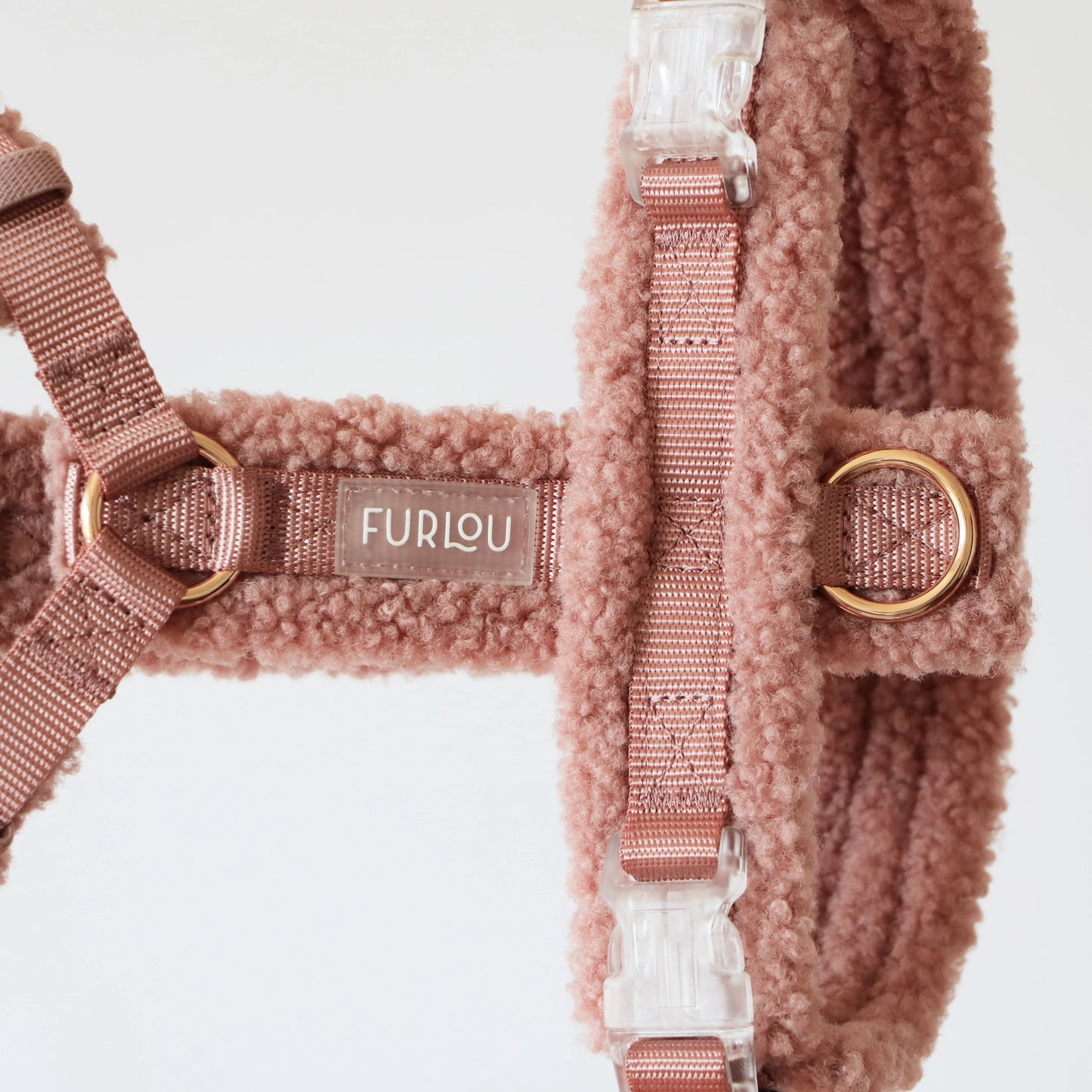 furlou-sherpa-rose-chien