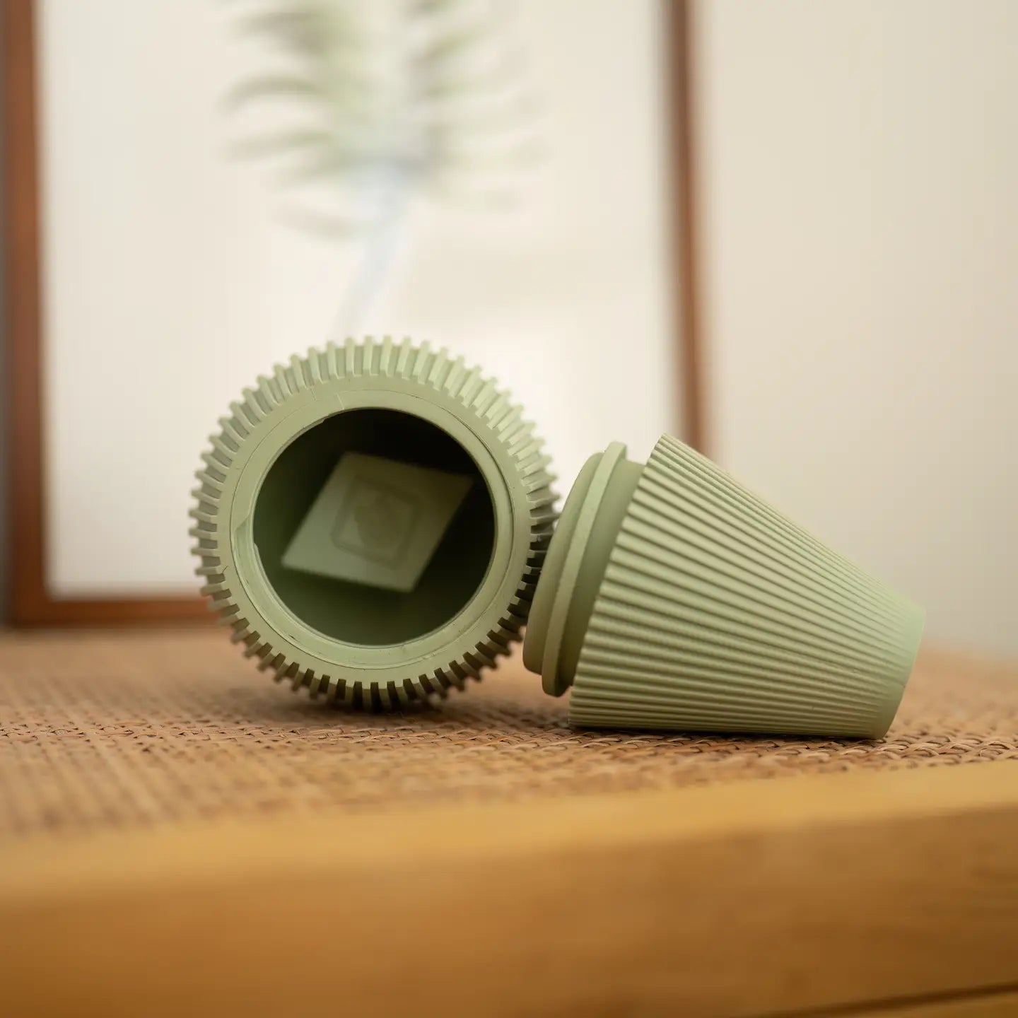 Green enrichment toy