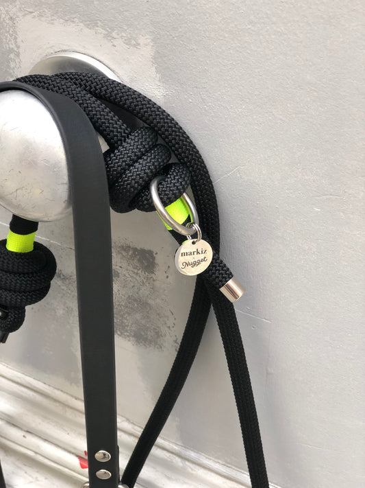 EXCLUSIVE - Black and Yellow leash