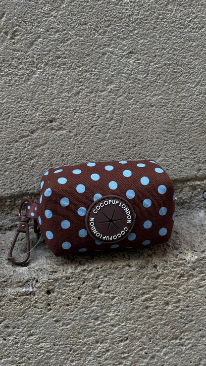 Distributeur de sacs à déjections marron à pois