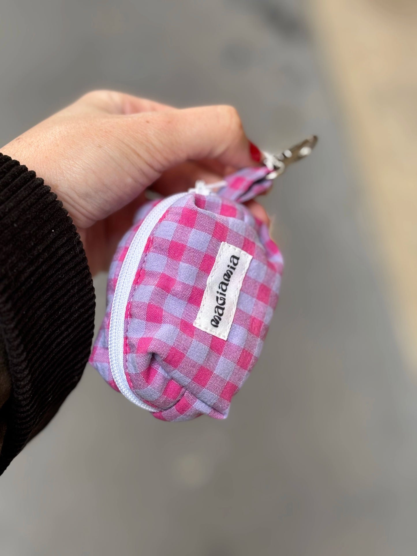 Porte-sacs à déjections vichy rose et lila