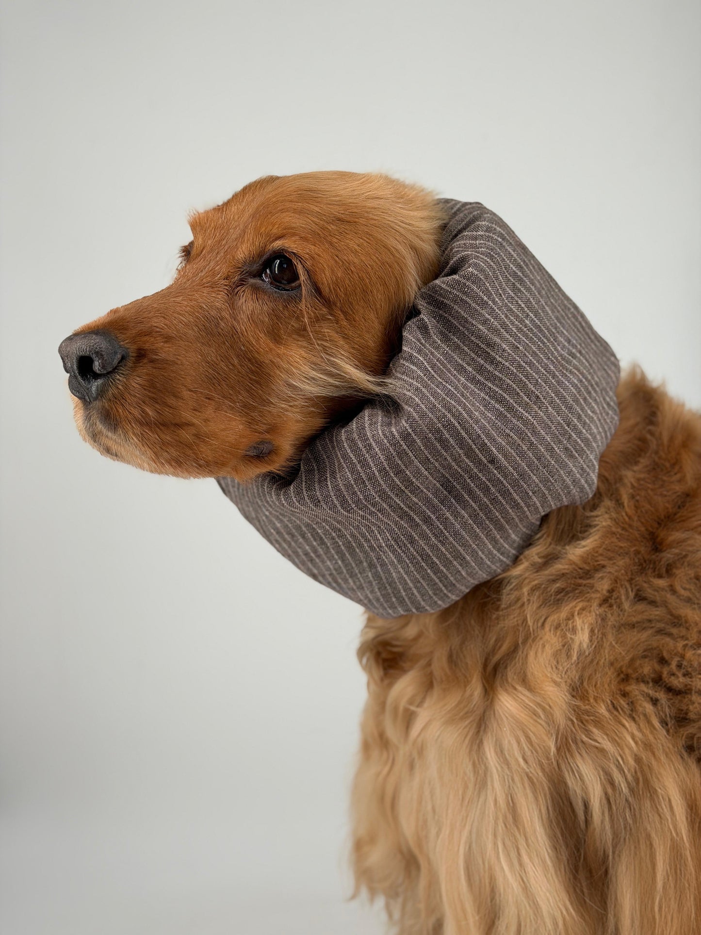 Snood marron à rayures en lin