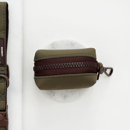 Distributeur de sacs à déjections kaki