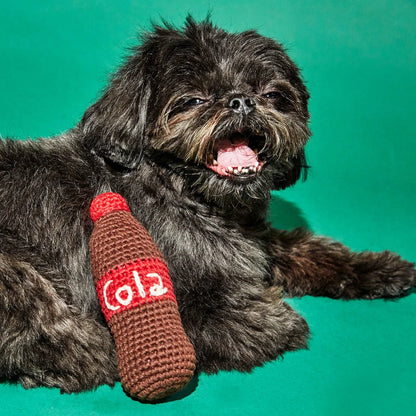 Jouet Coca Cola en crochet