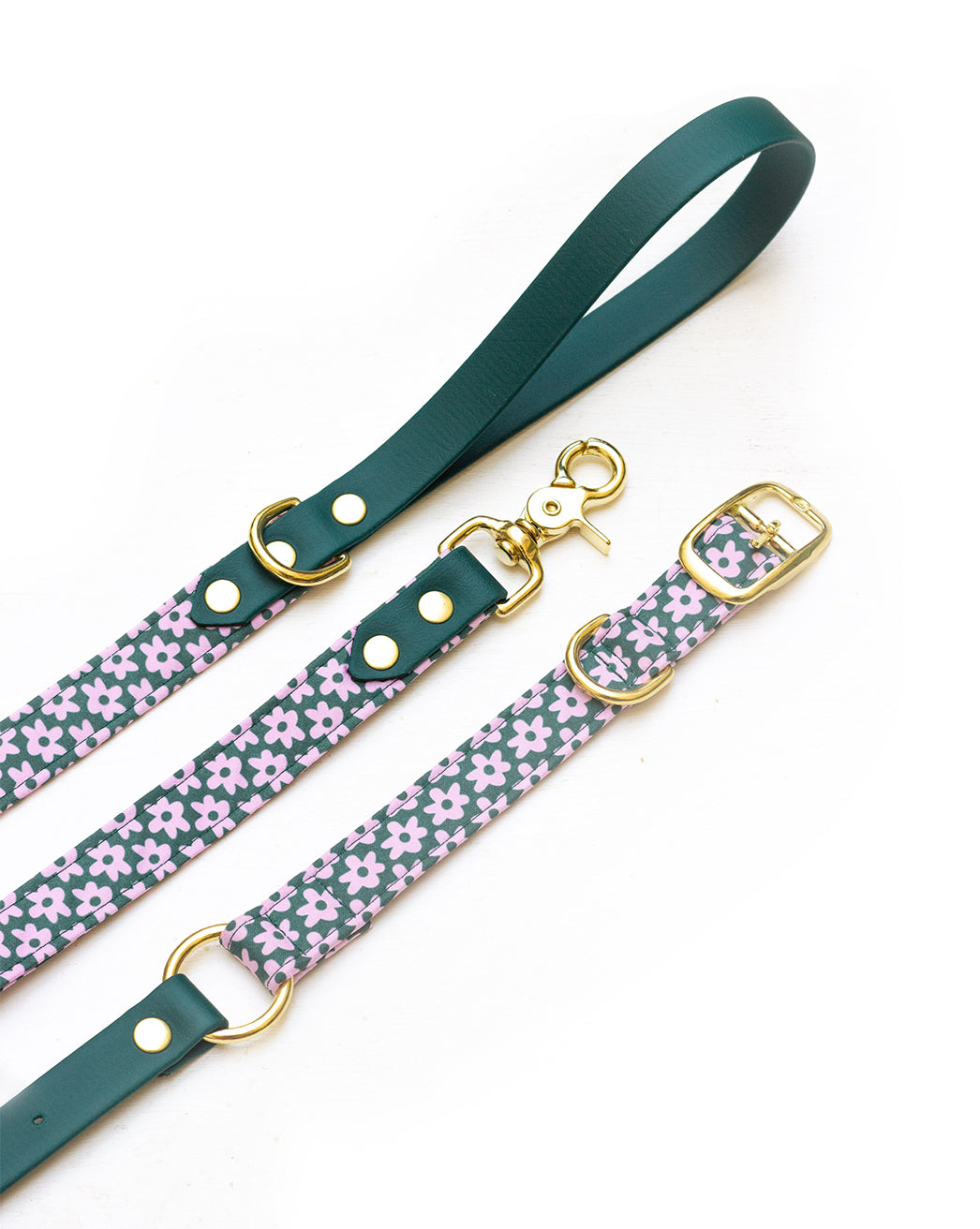 Green and pink daisy collar