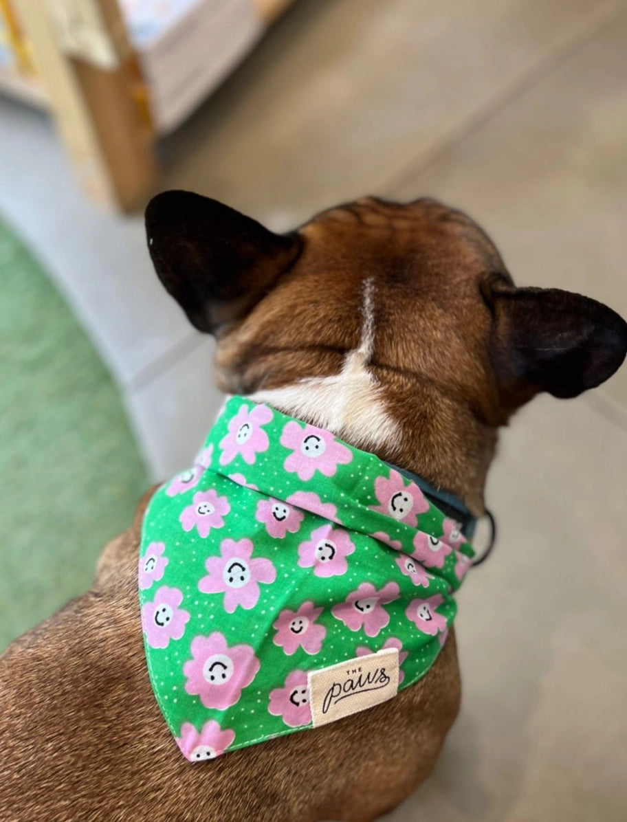 Green flower bandana