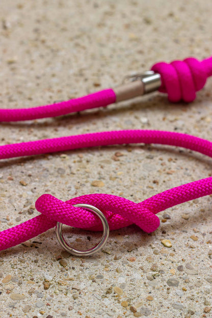 Laisse mains-libres en corde Fuschia
