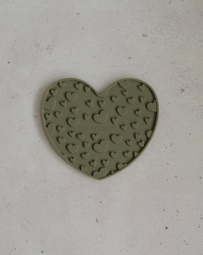 Tapis de léchage coeur