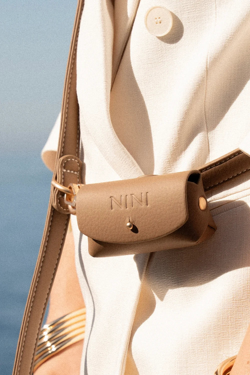 Porte-sacs à déjections - beige