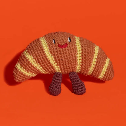 Jouet croissant en crochet